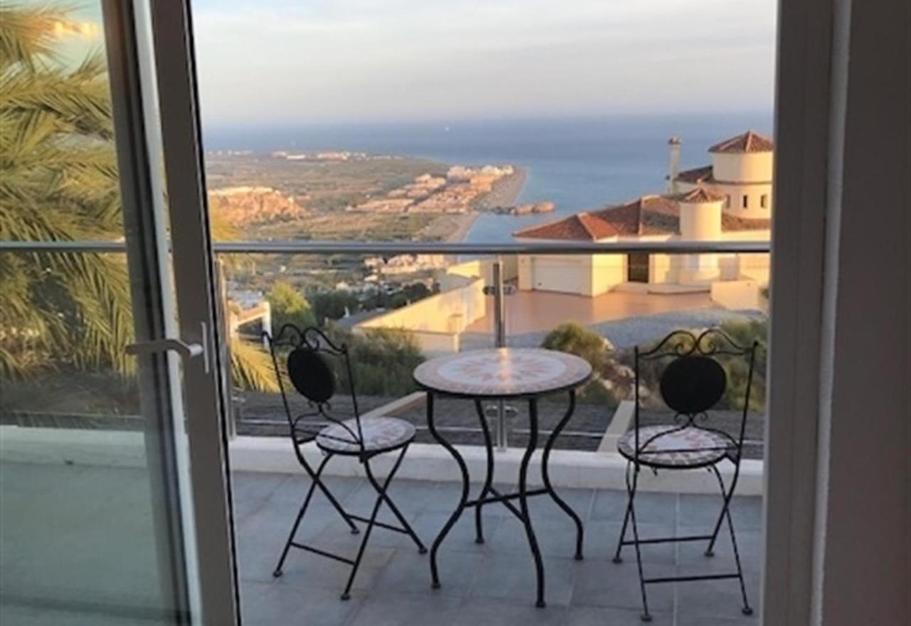 فيلا Casa La Choza سالوبرينيا المظهر الخارجي الصورة